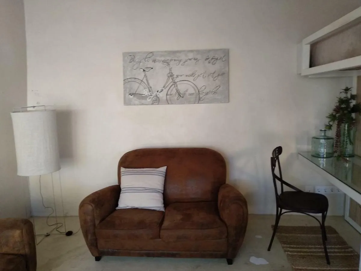 Peaceful Loft.Begur Center. Garden, Parking -B11/1 Apartamento
